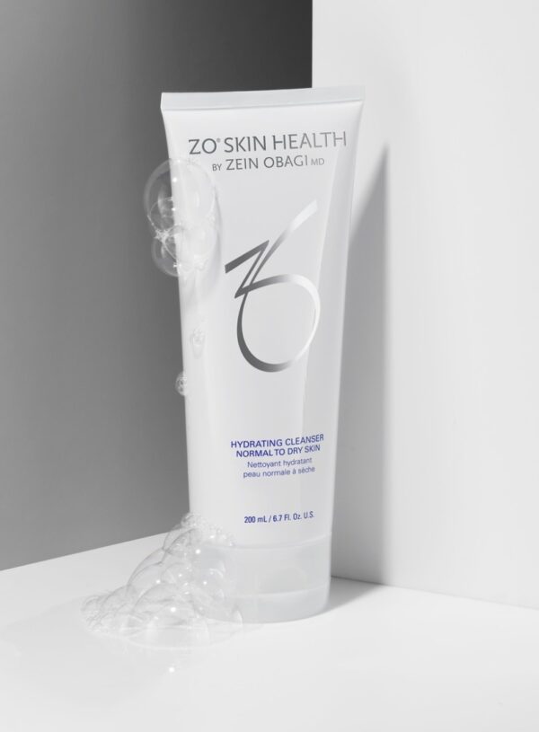 Зволожувальний очищувач ZO Skin Health