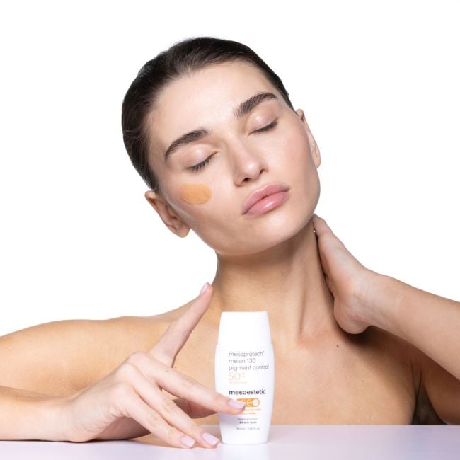 Mesoestetic Mesoprotech Melan 130 Pigment Control SPF50+ Stick 4g — zdjęcie 3
